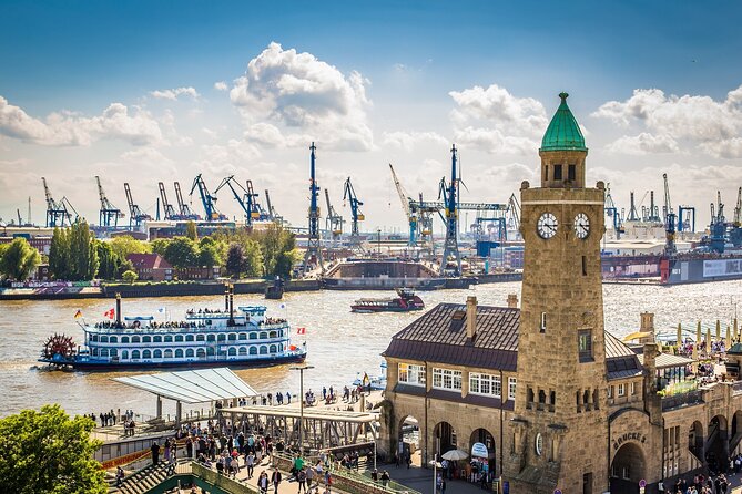 All-in-One Hamburg Shore Excursion from the port of Kiel - Reeperbahn and the Beatles Monument: the pop-culture side in 15 minutes