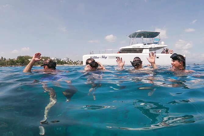 Amber Cove & Taino Bay Shore Excursion, Private Charter on Blue Sky Catamaran - Food and Drinks on Board: BBQ Lunch Plus Real-Time Party Energy