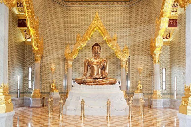 Bangkok Shore Excursion: Private Grand Palace and Buddhist Temples Tour - Wat Traimit: the golden Buddha surprise
