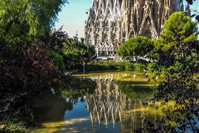 Best of Barcelona Shore Excursion & Sagrada Familia Skip the Line - Port-Time Reality Check: What This Tour Actually Solves