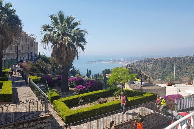 Best Shore Excursion Etna, Taormina, Messina With Tasting Of Sicilian Products - Taormina From Porta Catania: Two Hours of Real Independence