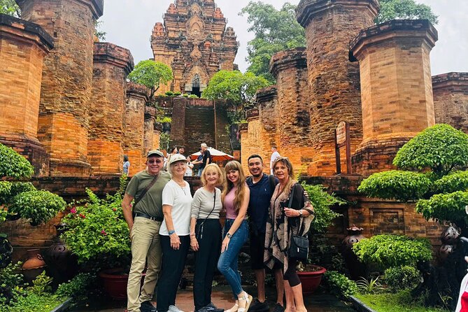 Cam Ranh Port: Shore Excursion Private Nha Trang City Tour - Stop 1: Long Son Pagoda, the calm start (and it’s free)
