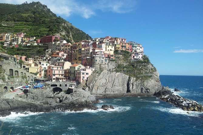 Cinque Terre Private Tour by Minivan and Ferry-Boat Shore excursion from Livorno - Boat vs. Train in Cinque Terre: How Weather Changes Your Day
