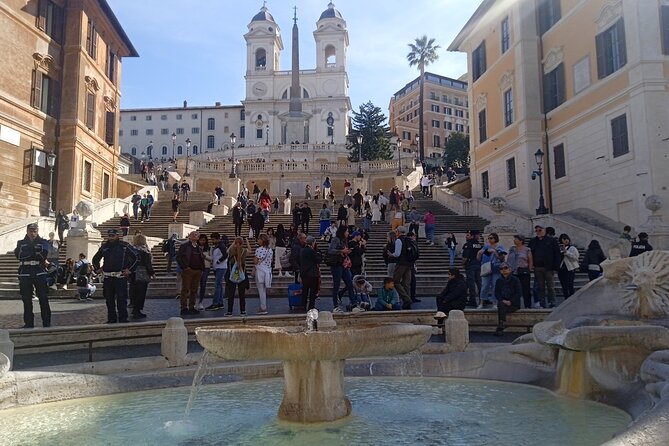 Civitavecchia Shore Excursion - Entering the Colosseum: outside photos or inside tickets