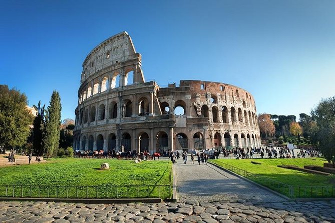 Civitavecchia Shore Excursion: Best of Rome Private Tour - Entering the Pantheon (and paying 5 euro for the inside)