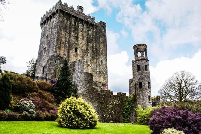 Cobh cruise excursion, Blarney, Cork & Kinsale. Car or Minibus. - Price and group value for up to 3 people