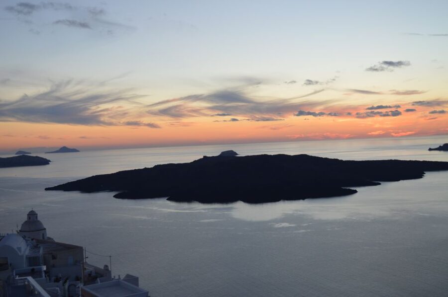 Cruise Traveller's Shore Excursion - Oia Village Stroll and Time at the Northern Tip