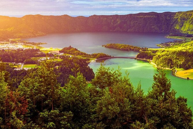 Cruise Travellers: Shore Excursion Sete Cidades & Furnas Volcano - North Shore Viewpoints and Gorreana Tea: A Different Side of São Miguel