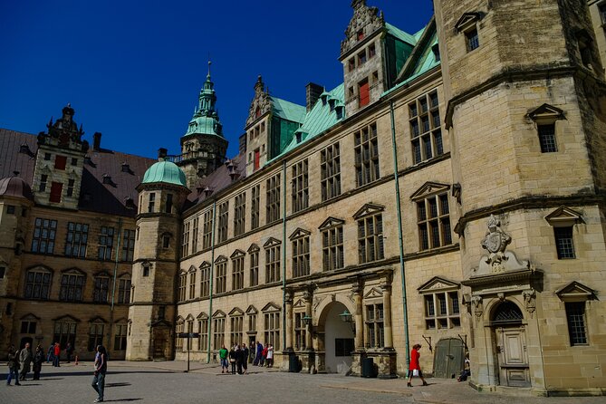Deluxe Copenhagen Shore Excursion from Cruise Ship Port - The Little Mermaid Photo Stop: Quick, Iconic, and Totally Photo-Driven