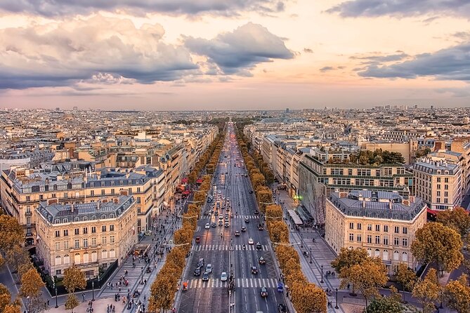 Deluxe Paris Shore Excursion from Le Havre with Seine Cruise - Food touches: pastries, sparkling wine, and what you’re still paying for