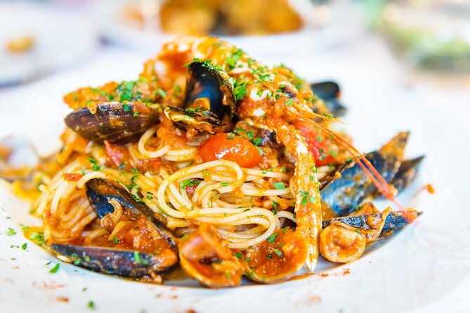 Deluxe Rome Shore Excursion from Civitavecchia Cruise Port - Piazza Navona with real breathing room for lunch or browsing