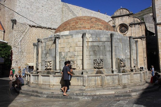 Dubrovnik Shore Excursion: Old Town Walking Tour - Onofrio’s Fountain: the water system story you’ll remember