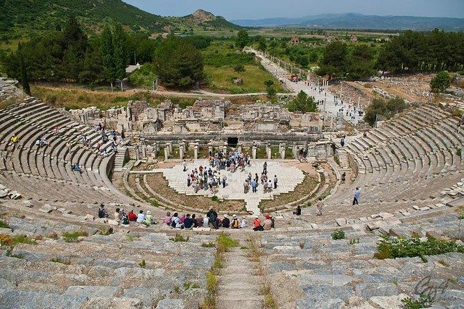 Ephesus Shore Excursion: Private Guide and Vehicle - Terrace Houses and Mary’s House: where the mood changes