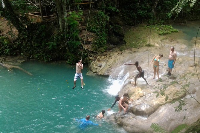 Falmouth Shore Excursion: Blue Hole, White River Tubing - Columbus Park Open Air Museum: a 15-minute history break (and photo ops)