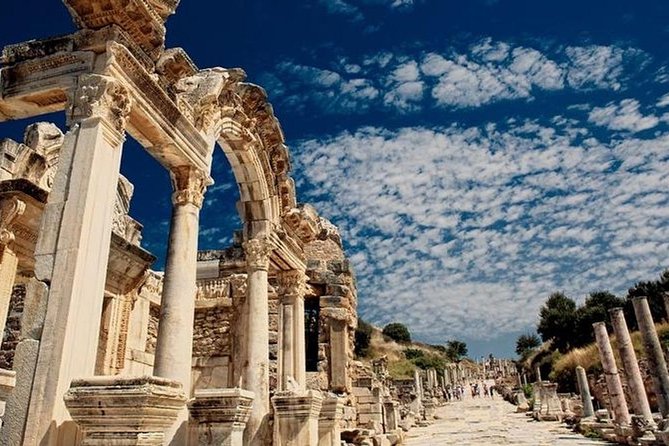 FOR CRUISERS: Ephesus Ruins and Mary's House GROUP Tour - Comfort and guide quality: the ride you want in the heat