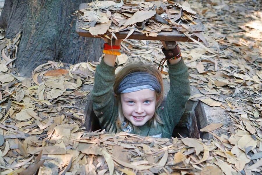 From Phu My Port: Cu Chi Tunnels Shore Excursion - Guide quality and language: how it affects what you learn