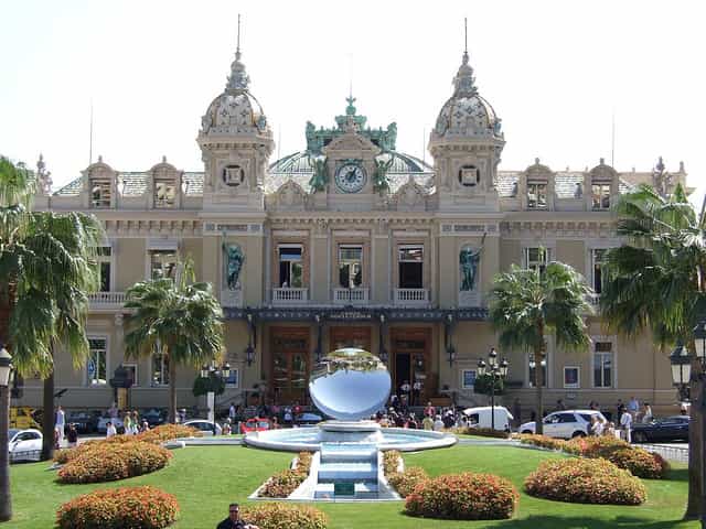 From Villefranche: Private Monaco & Eze Shore Excursion - Key Things You’ll Notice on This Monaco and Èze Tour