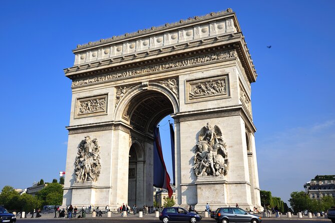 Full Day Paris Shore Excursion from Le Havre with River Cruise - Arc de Triomphe: getting the geometry of Paris in 30 minutes