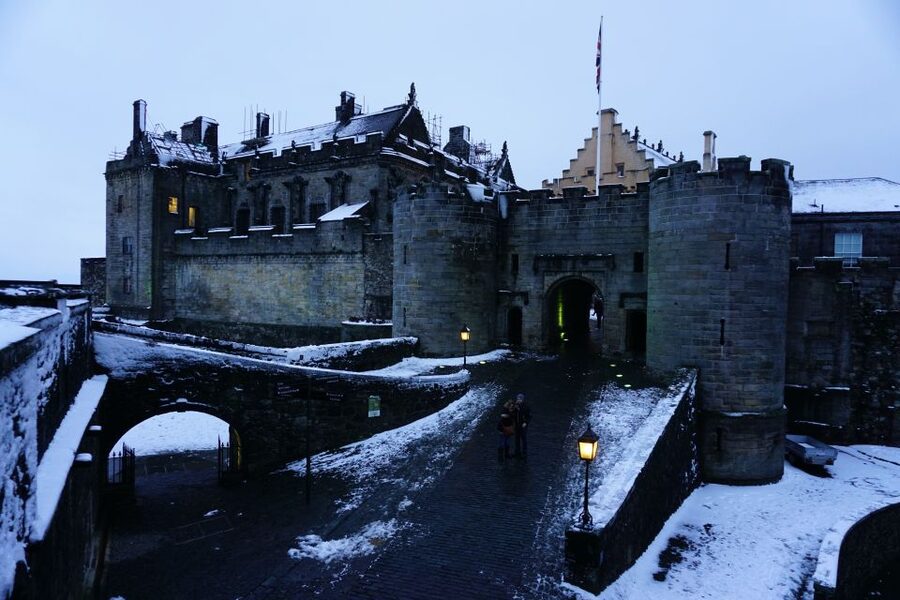 Greenock: Shore Excursion to Stirling Castle and Loch Lomond - Who this Stirling and Loch Lomond shore trip fits best