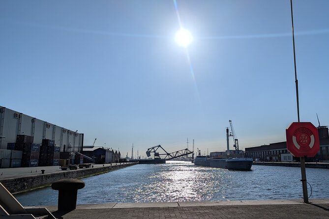 Guided Antwerp Port Tour, in your Car or Minibus - Boudewijnsluis and the workhorse locks: small gates with big responsibility