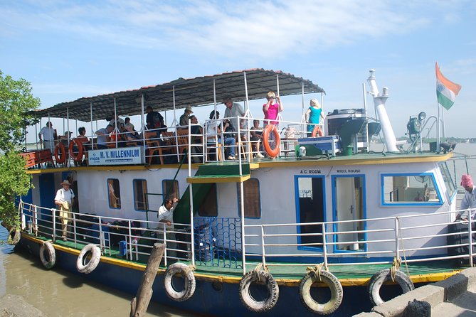 Guided Kolkata Sightseeing Trip by Car, Walk & Sunset Cruise Excursion Trip - Park Street and Eden Gardens: recognizable names, short stops