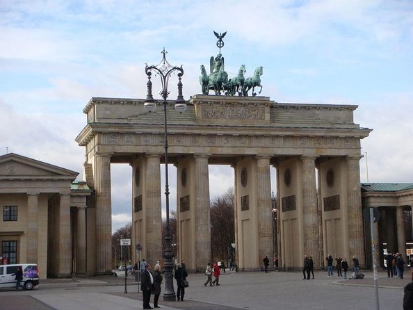 Hamburg Shore Excursion: Private Berlin Day Trip - Key Things That Make This Private Berlin Shore Trip Work