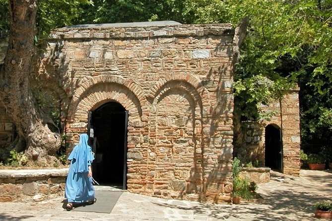 Izmir Shore Excursion: Day Trip to Ephesus and House of Virgin Mary - Odeion and the Ancient Grand Theatre: Why These Short Stops Matter