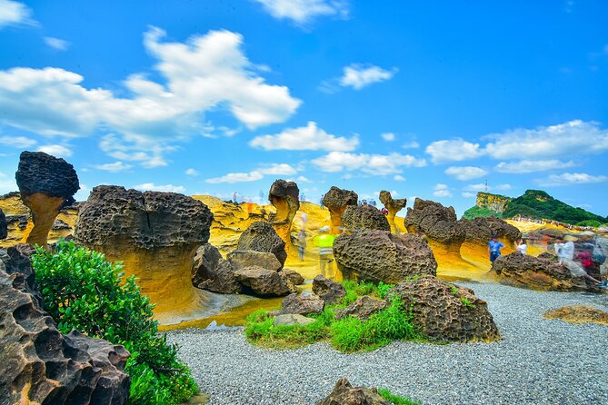 Keelung Shore Excursion: Private 6H Natural Wonder & Seafood Tour - How the timing feels: 5 to 7 hours without feeling trapped