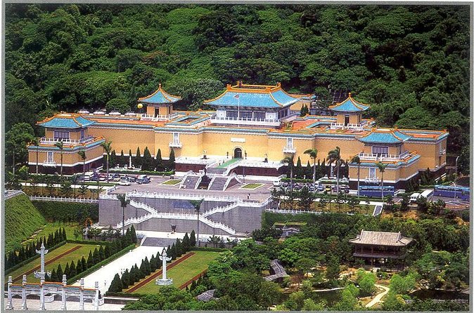 Keelung Shore Excursion: Xiangshan Hiking & Classic Taipei Culture Private Tour - Key Things That Make This Xiangshan + Classic Taipei Tour Worth It