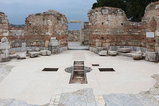 Kusadasi Shore Excursion: Private Tour to Ephesus including Basilica of St John and Temple of Artemis - Temple of Artemis: Seeing the Seven Wonders Relic