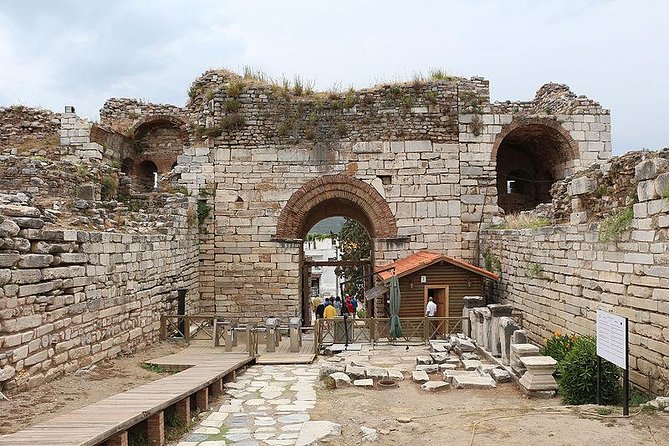 Kusadasi Shore Excursion: Private Tour to Ephesus including Basilica of St John and Temple of Artemis - Ephesus Museum: Frescoes and Mosaics Up Close