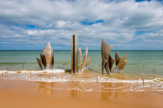 Le Havre Shore Excursion: Private Day Tour with Omaha Beach & American Cemetery - Le Havre at 8:30: pickup, drive time, and staying on schedule