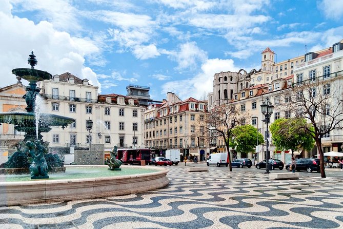 Lisbon Shore Excursion: Private Day Trip to Lisbon and Sintra - Room for Personality: When Guides Add Local Flavor