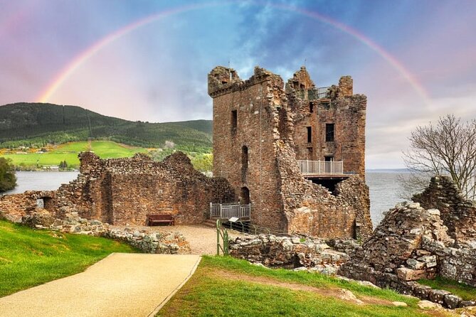 Loch Ness, Urquhart Castle & Culloden Battlefield Shore Excursion - Culloden Battlefield: a visitor centre that helps you understand the day