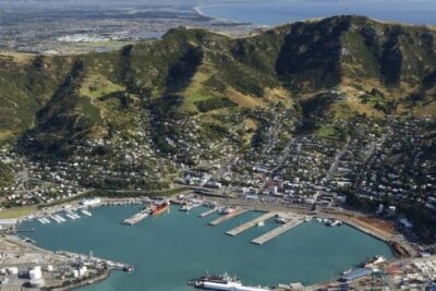 Lyttelton Shore Excursion: Twin Harbour Tour (Lyttelton & Akaroa) - The ride part: a small-group, air-conditioned day on Banks Peninsula