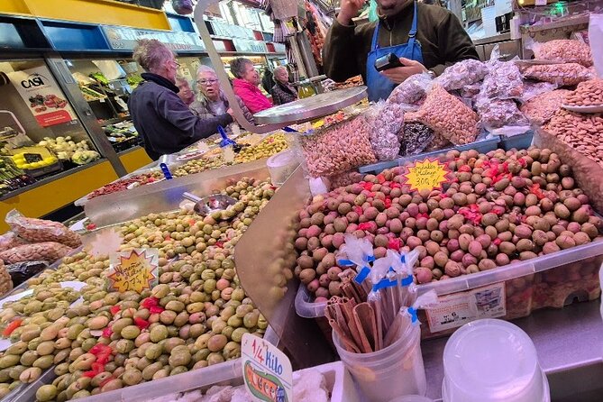 Malaga Highlights Shore Excursion with Tapas and Drinks - Why this tapas-and-highlights tour feels different from a basic city walk