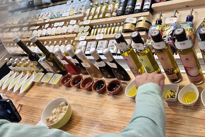 Malaga Highlights Shore Excursion with Tapas and Drinks - Mercado Central de Atarazanas: seeing Malaga through what locals buy