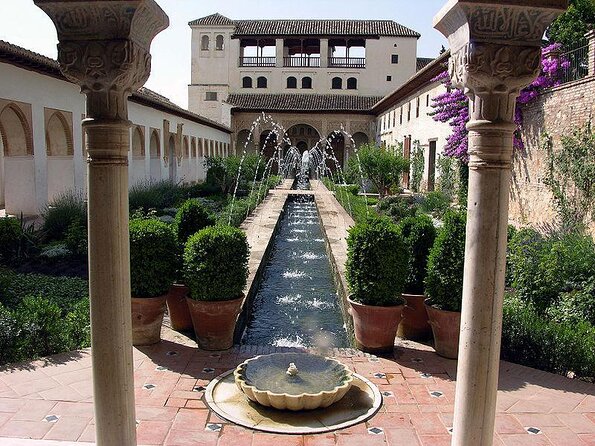 Malaga Shore Excursion:Skip-the-Line Alhambra, Generalife Gardens - Quick hits before you go