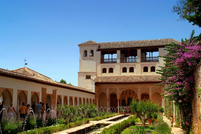 Malaga Shore Excursion:Skip-the-Line Alhambra, Generalife Gardens - Why this Málaga-to-Granada day trip feels worth it