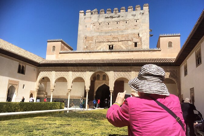 Malaga Shore Excursion:Skip-the-Line Alhambra, Generalife Gardens - Comfort tips for an 8-hour cruise day