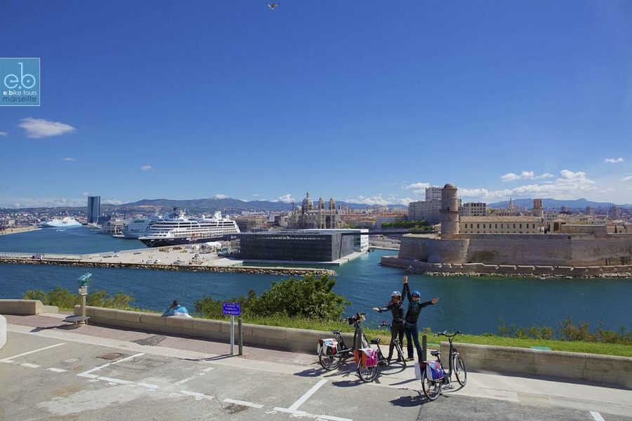 Marseille: Calanques Shore Excursion Electric Bike Day Tour - From your cruise terminal to the first local streets