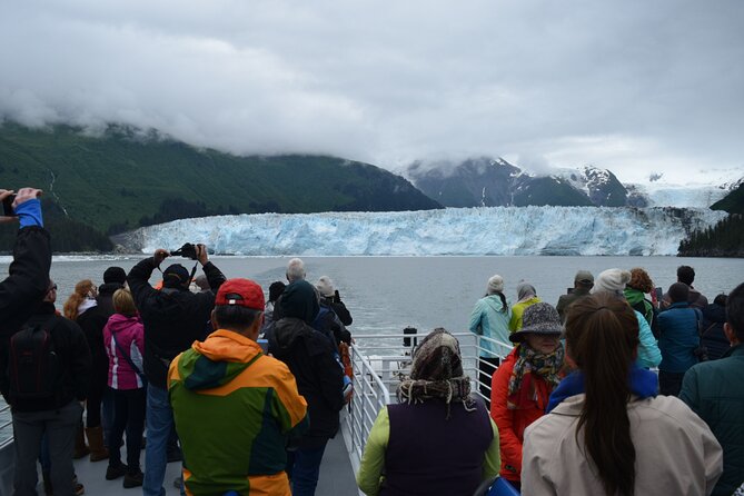 Meares Glacier Cruise Excursion from Valdez - The lunch plan (and what to do about the snack bar)