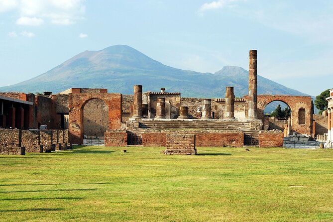 Naples/Salerno Port: Pompeii & Sorrento - Shore Excursion - Small Details That Matter in Pompeii and Sorrento