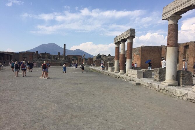 Naples Shore Excursion Mt Vesuvius and Pompeii Day Trip - Pompeii and Vesuvius in one day: why this pairing works