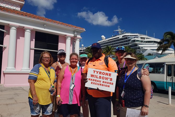 Nassau Shore Excursion: Cultural Heritage Sightseeing Tour - Graycliff Chocolatier: 17 flavors and factory viewing