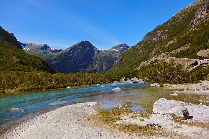 Olden Shore Excursion: the Amazing Briksdal Glacier - Briksdalsbre Mountain Lodge: The Trailhead Moment