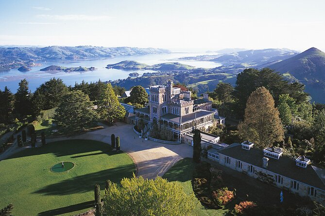 Otago Peninsula & Larnach Castle Shore Excursion - Getting Oriented at The Octagon and Rolling Out