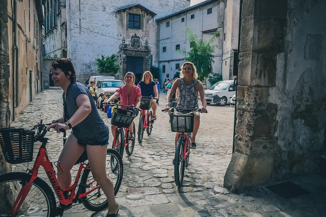 Palma de Mallorca Bike Tour - The convent stop: traditions, nuns, and a quick culture pause