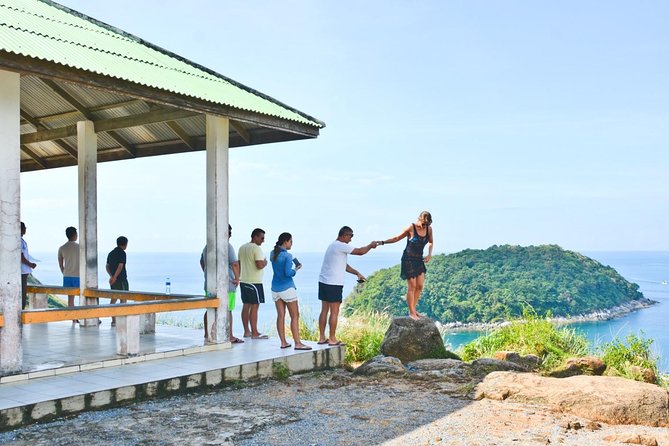 Phuket Private City Tour – Shore Excursion for Cruise Travelers - Cashew Nut Factory: A Local Product Stop With a Love-It-or-Hate-It Feel