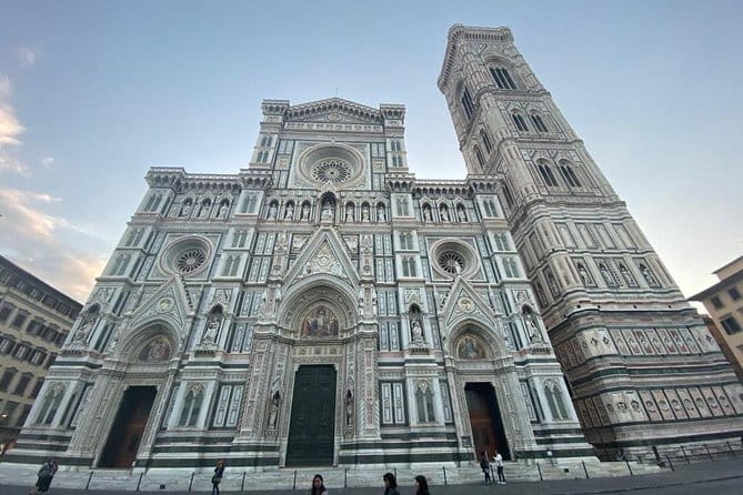Pisa and Florence: Shore Excursion from La Spezia Cruise Port - Piazza della Repubblica to Piazza della Signoria: Your central Florence freedom window